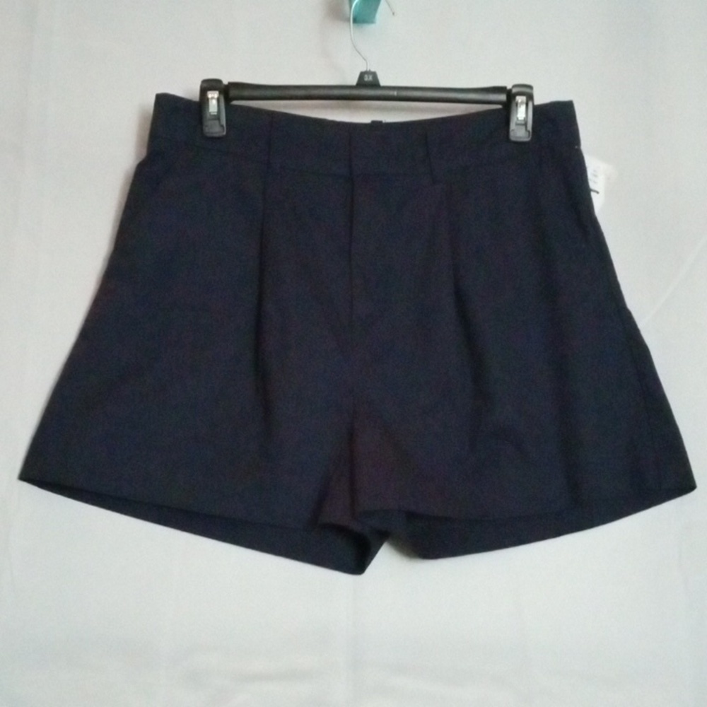 Primark 2 Pocket Pleated front Shorts Size 14 Navy NWT